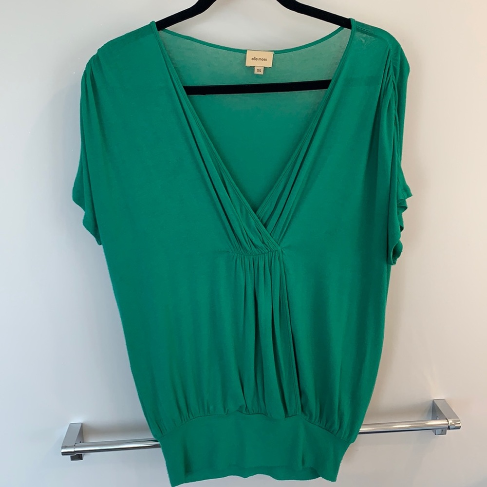 Ella Moss Stretch Green Top